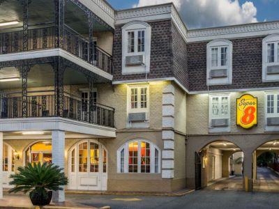 Hotel Super 8 By Wyndham 2*